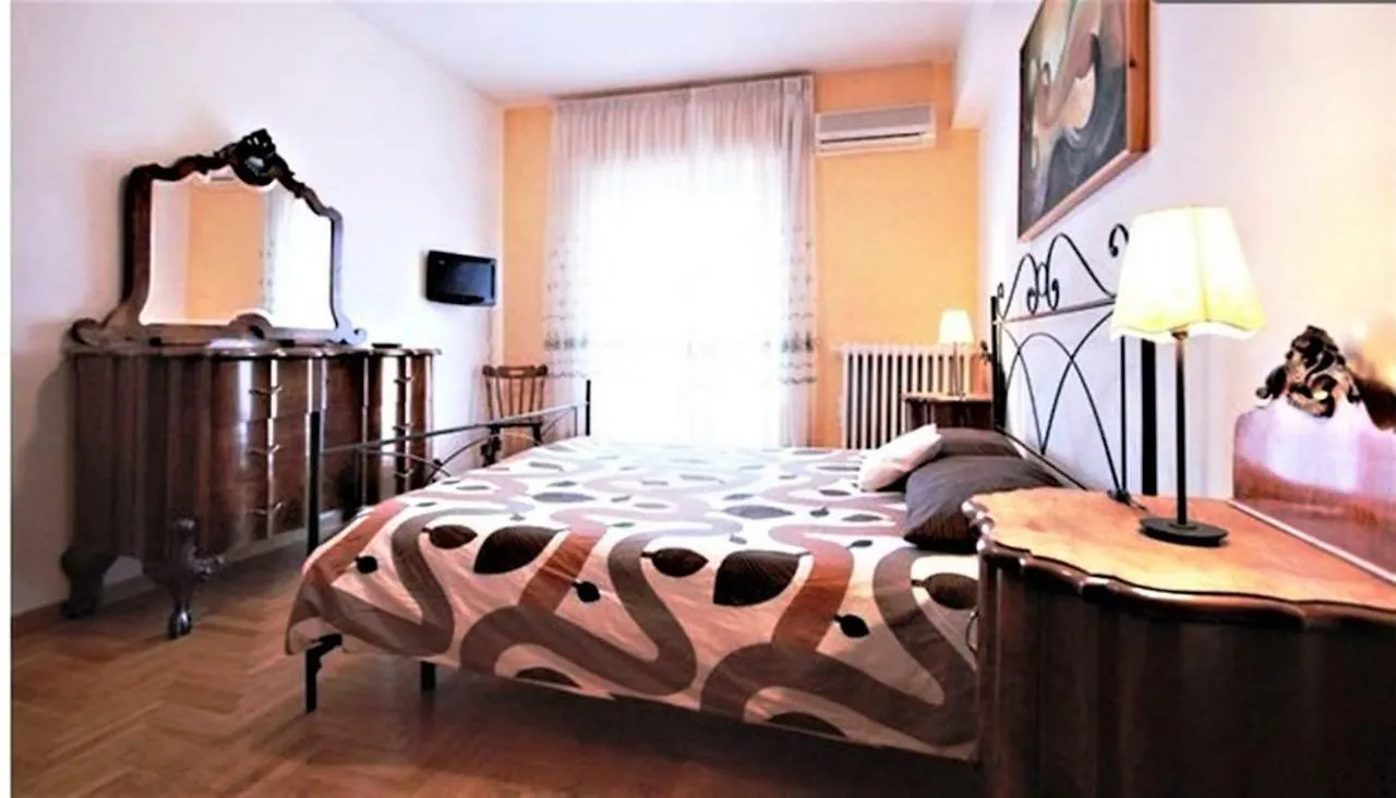 Julias Domus, T Apartment, Metro C Rome Appartement