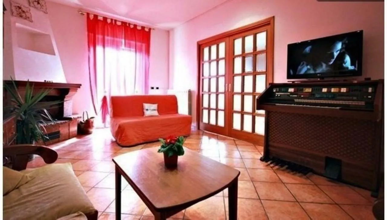 Julias Domus, T Apartment, Metro C Rome 0*,